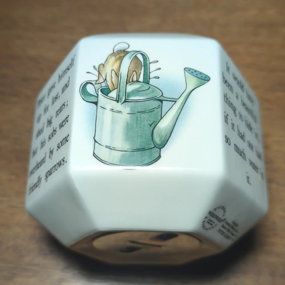 WEDGWOOD of Etruria Beatrix Potter Peter Rabbit Bank - Picture 2 of 8